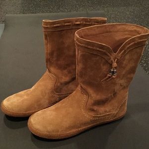 Uggs, Authentic, Suede, Size 8.5